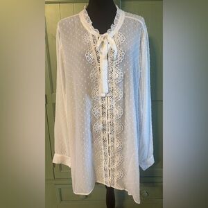 NWT Torrid White Chiffon Clip Dot Lace Ruffle Tie Front Blouse Size 6X